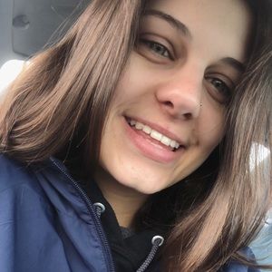 Meet your Posher, Alora